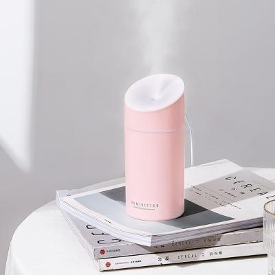 China Hotel Factory Price Small Battery Ultrasonic Cool Mist Humidifier Portable Humidifier with Warmer Light for sale