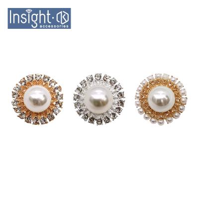 China Hot Workable Zinc Alloy Garment Accessories 23mm Flower Shape Button Pearl&Rhinestone Button For Clothing for sale