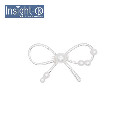 China Fancy Korea new bow knot zinc alloy brooches like pearl brooch for wedding cards for sale