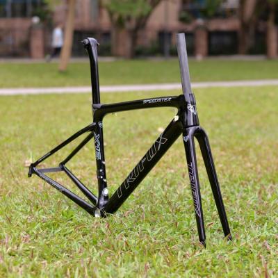 China Road Bikes Beautiful Chameleon Color Super Light Inner Cable Head Tube Tapered Full Carbon Bicycle Frame for sale