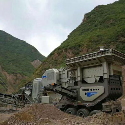 China New Design Mining Mobile Crusher Machine Crushing Station Device for sale