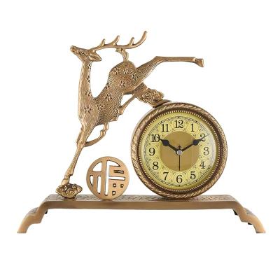 China New Style Antique Chinese Style Desktop Clock Pendulum Living Room Decoration Craft Desk Brass Clock for sale