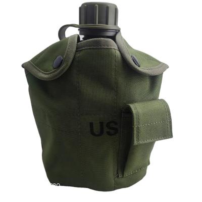 China Sustainable Army Military PE Outdoor Sport Camouflage Plastic Drinks Water Bottle for sale