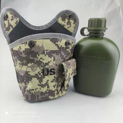 China Sustainable Army Military PE Outdoor Sport Camouflage Plastic Drinks Water Bottle for sale