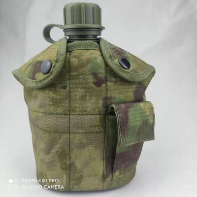 China Wholesale Sustainable Army Military Outdoor PE Canvas Cover Plastic Drinks Water Bottle for sale