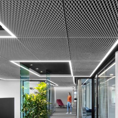 China Lightweight modern car showroom fireproof materials construction and decoration mesh aluminum ceiling for sale