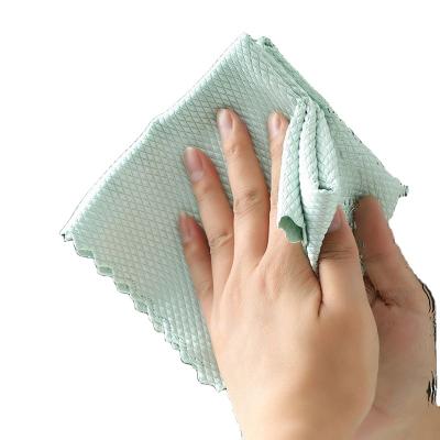 China Viable Soft Feel Weave Cleaning Cloth High Quality Fish Scales Towel for sale