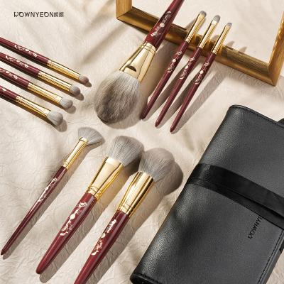 China Rownyeon Reusable Wholesale Best 13 Pcs Travel Your Own Brand Artist Face Fix Makeup Set Brush With Case for sale