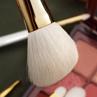 China Quality Set of Makeuo Kit Eye Beauty Cosmetics Reusable Women Makeup Brush Cleaner Women Make Up Brushes for sale