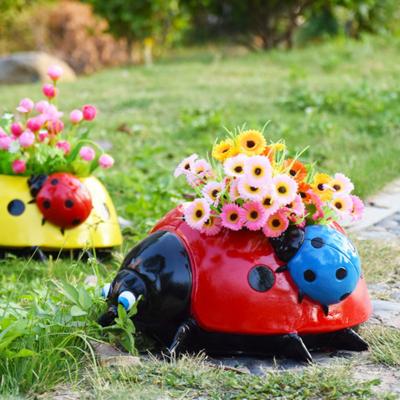 China Outdoor Farm Pots Garden Decorative Resin Ladybug Plant Pot Fashon Flower Pot Garden Ornament for sale