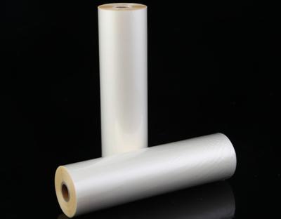 China High Glossy 17 Miu  Hot Melt Bopp Thermal Lamination Film 3500m Length for sale