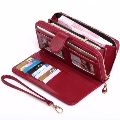 China Latest Fashion Ladies Long Clutch Waterproof Wax Female Wallet Leather Women Purse Wholesale for sale