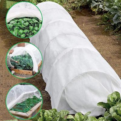 China High Quality Waterproof Spunbonded pp Garden Winter Nonwoven Antifreeze For Plants And Agriculture Plant Blanket for sale