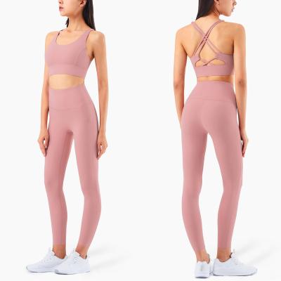 China Breathable Workout Two Piece Shorts Sports Seamless Hoodies Pants Sporty Gym Fitness Clothing Woman Yoga Set for sale