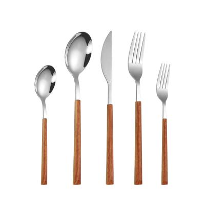 China Sustainable Hot Sale Food Grade 18/0 Stainless Steel Flatware Set With Plastic Handle for sale