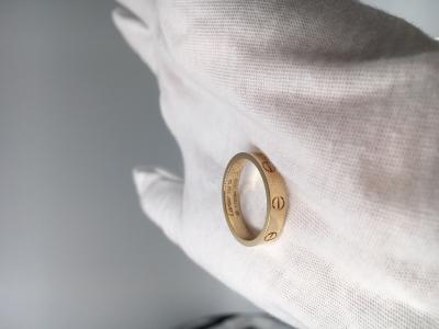 China Die Hochzeit der Männer versieht Luxusgelbes Gold des goldschmuck-18K kein Edelstein mit einem Band zu verkaufen