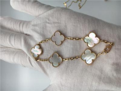 China Pulsera elegante de Alhambra del vintage de la joyería del oro 18K con nacarado blanco en venta