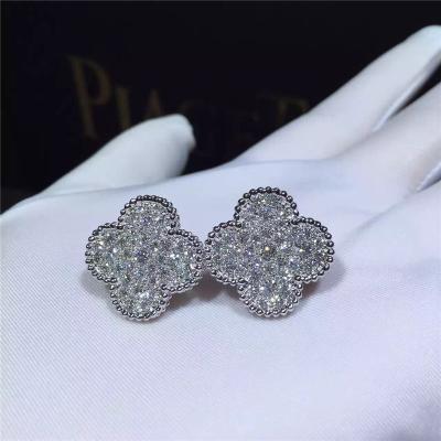 China Oro blanco mágico de los pendientes 18k de Van Cleef Arpels Alhambra y diamantes redondos en venta