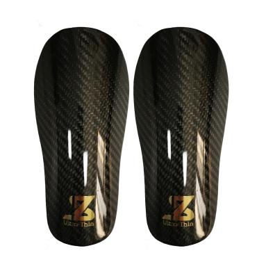 China Universal Hot Soft Outdoor Soccer Football Super Sale Safety Pad Carbon Fiber Shin Pads Shin Guard for sale