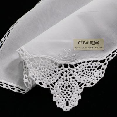 China Vintage D002: White Premium Cotton Lace Handkerchiefs Crochet Handkerchiefs For Women / Ladies Wedding Gift for sale