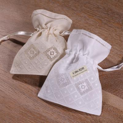 China B021 Beige/White Cotton Ramie Hand Drawnwork Embroidery Gift Pouches Gift Bags Travel Storage Bag Drawstring Bags for sale