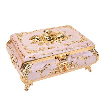 China Europe popular antique creative ring type metal luxury jewelry box receive gift box jewelry box for sale