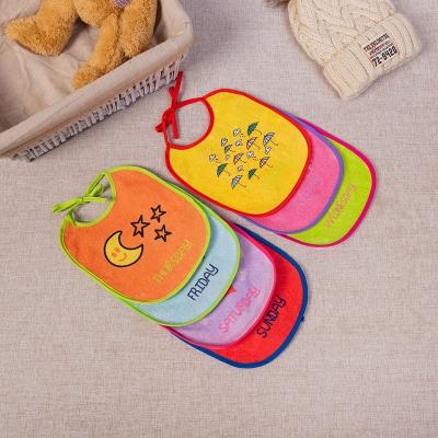 China Custom Washable One Week Series Cotton Bibs Waterproof Baby Bibs Baby Burp Bib for sale