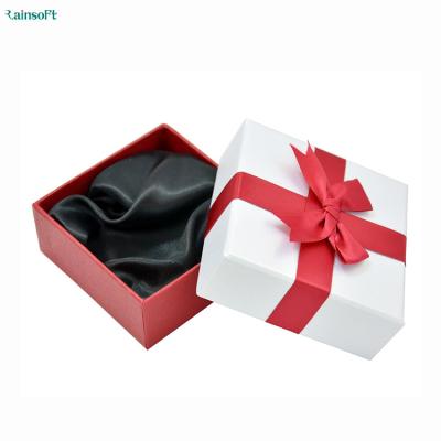 China Best Selling Ribbons Recyclable Gift Clothes White Packaging Paper Jewelry Boxes for sale