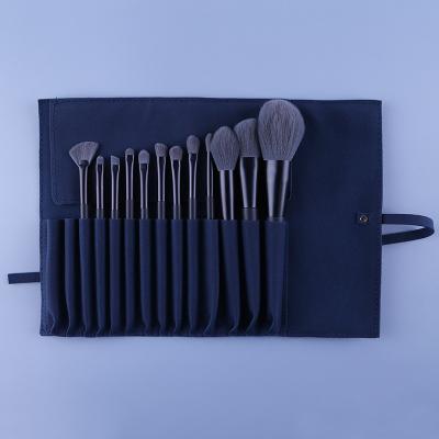 China Professional Soft 10-12 Pcs Wholesale Makeup Brush Set Powder Base Highlight Eyebrow Eyeshadow Brushes Makeup for sale