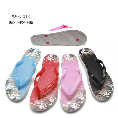 China Latest Fashion Anti-slippery Comfortable Beach Ladies Slippers Luxury Custom Printed Women Flip Flops for sale