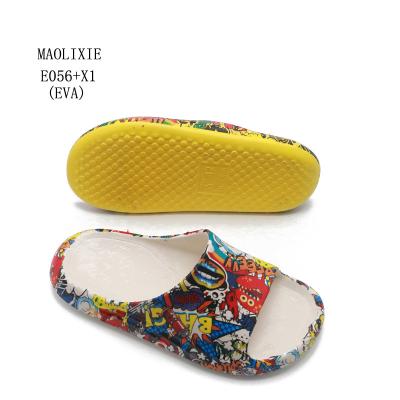 China Original Brand High Quality Logo Custom Men's YEEZY Slides Shoes Chappals Breathable Man Slide Slippers for sale