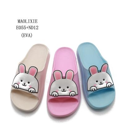 China Fashion Trend Luxury Yeezy Original Designers Slips Ladies Casual Slippers Lightweight Soft Women Slippers for sale