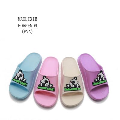 China Factory Cheap Price Fashion Trend Fashion Yeezy Slips Ladies Casual Slippers Thick Women Slippers for sale