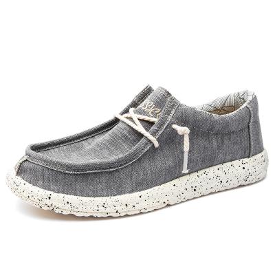 China Latest Cheap Wholesale Lightweight Classic Mens Womens Low Top Lace Up Custom Made Flats Canvas Sneakers Shoes for sale