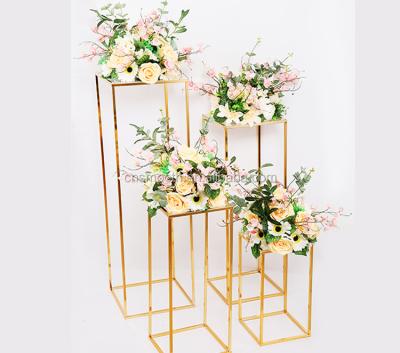 China Wedding Metal Table Centerpieces Tall Flower Stand Centerpiece for sale