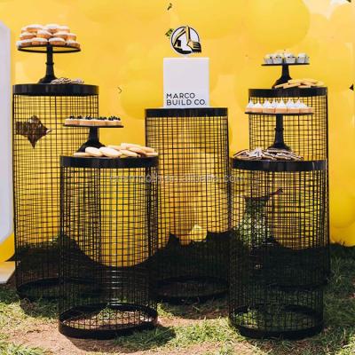 China Morden Factory Wholesale Decorative Metal Iron Black Wire Mesh Pedestals for sale