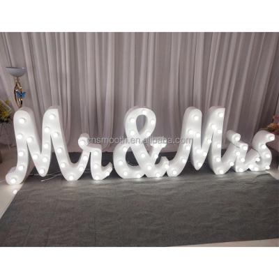 China Other Manufacturer 3ft 4ft Wedding Marquee Letters Love Wholesale Giant Love Letters Mr. and Mis Letter for sale