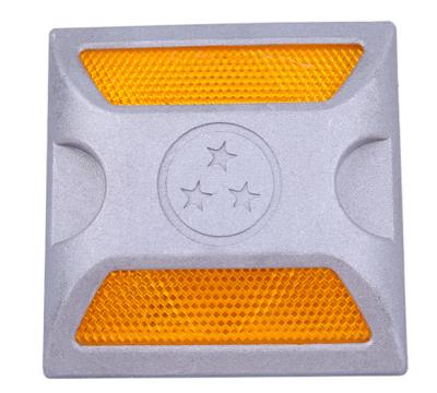 China High Reflective Cast Aluminum Durable Customized Traffic Road Studs for sale