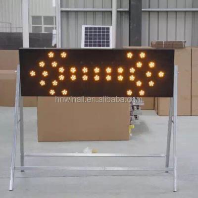 China Led Traffic Warning Arrow Turn Signal Light With Solar Panel 150*50*5cm for sale