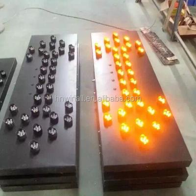 China Traffic Safety Control Directional Arrow Solar Flashing Warning Light for sale