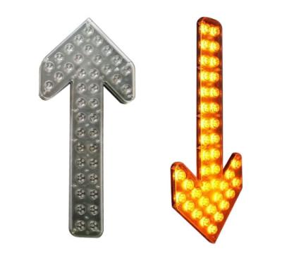 China Construction Plastic Traffic Warning Light Led Directional Arrow Light for sale