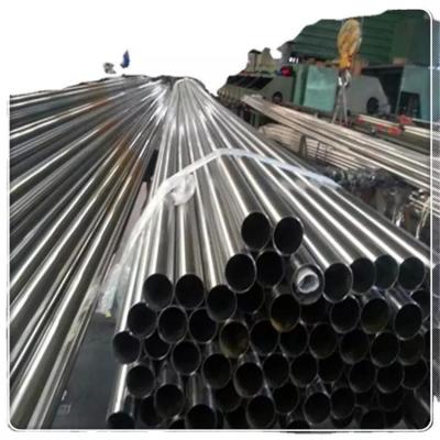 China 6000 mm 5800 mm lengte gelaste roestvrijstalen ronde buis voor de chemische industrie Te koop