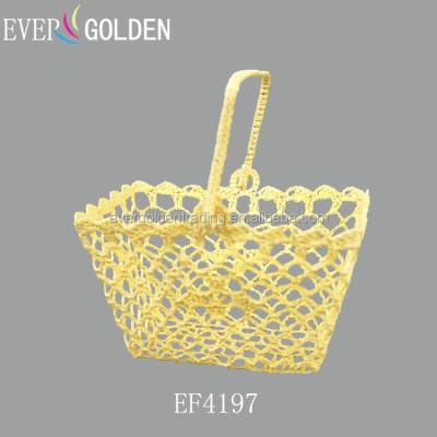 China Stylish Hot Cotton Crochet Candy Basket Handmade Gift Basket Gift Packing Basket for sale