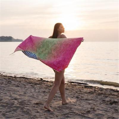 China Hot Selling QUICK DRY Personalized Microfiber Waffle Beach Towel for sale