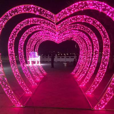 China Commercial Warm Use Holiday Decoration Large Love Arch LED Pattern Outdoor Lamp Waterproof for sale