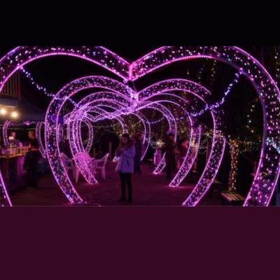 China Ambient Light Romantic Love Shape Outdoor Street Light Decoration Copper Wire Titok Heart Pattern Waterproof Light For Wedding Park for sale