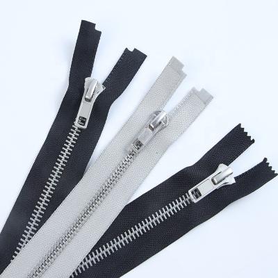 China Custom #8 Tooth Auto Lock Zipper Matte Silver Open End Antique Silver Heavy Duty Metal Zipper for sale