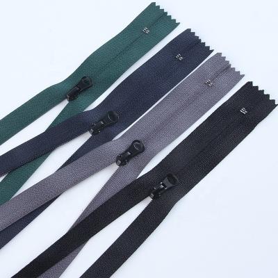 China Eco-friendly Custom Nylon Reverse End-End Coil Nylon Zipper No.3 Auto Lock For Garment Coat Pocket Zips for sale