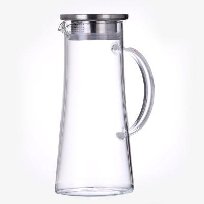 China Sustainable Glass Teapot With Infuser / Removable Steel Strainer Tea Maker 1700ML for sale