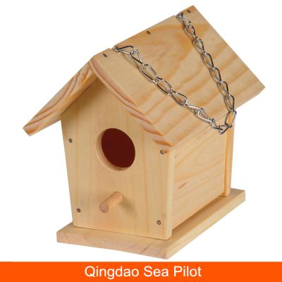 China Sustainable Wholesale Cheap Customized Wooden Bird House With Hanging Chain for sale